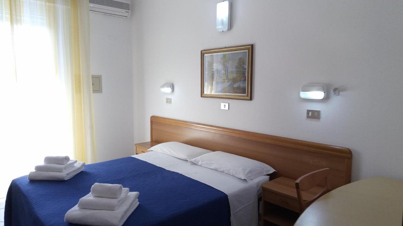Hotel Venezia Beach San Mauro Mare 外观 照片